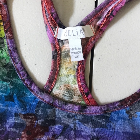 BUNDLE of 2 Tank Tops - Picture 6 of 9